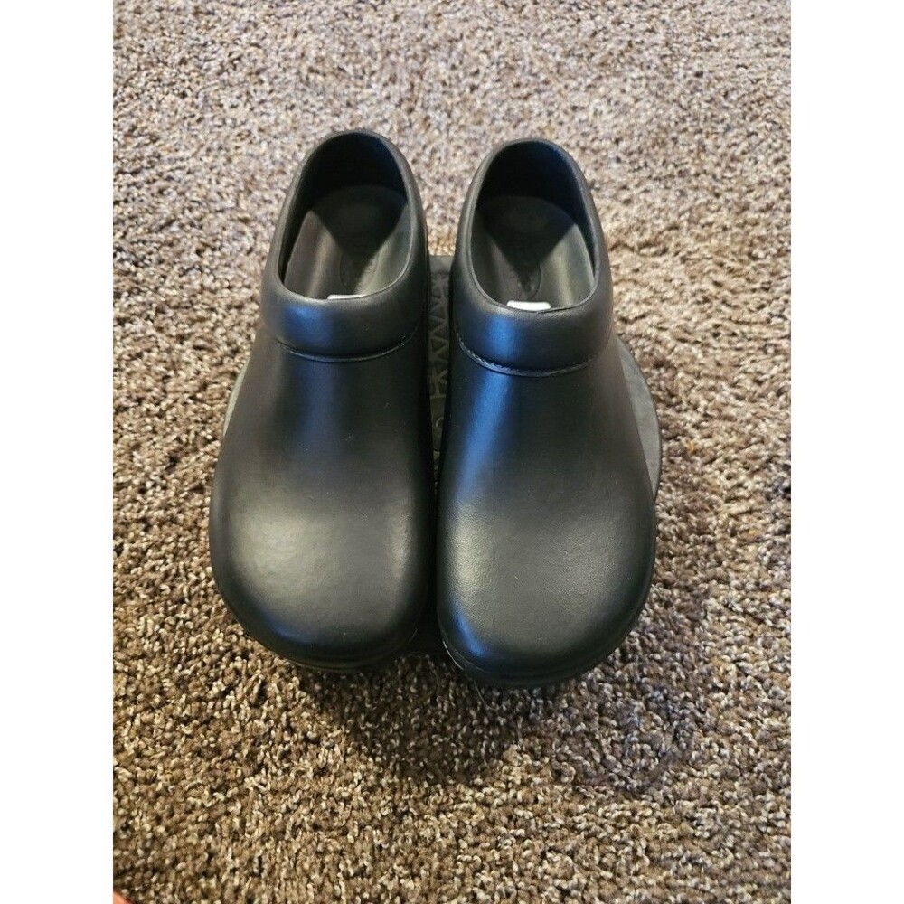 Klogs Joplin - Black - Women's Comfort Slip-Resistant Work Clogs Sz 11